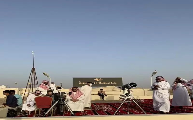 دول تعلن الاثنين أول أيام عيد