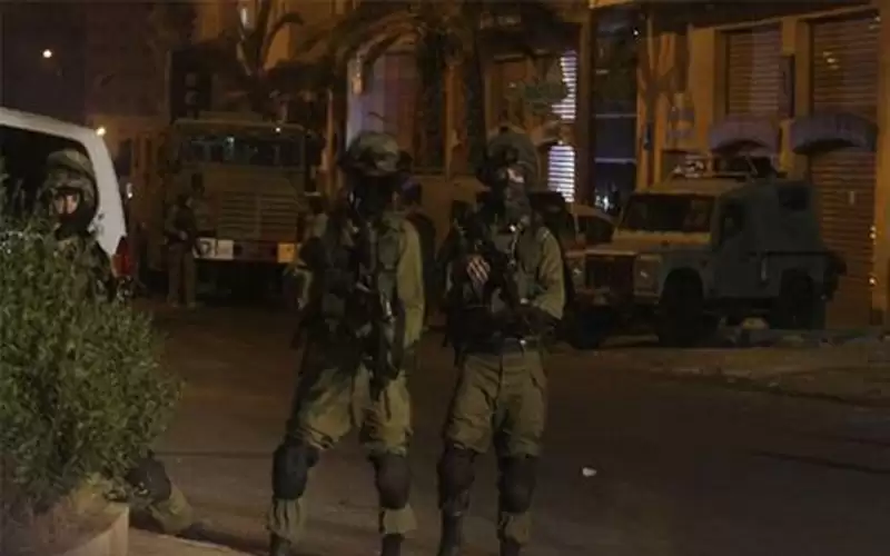 الاحتلال يقتحم عدة بلدات وقرى بالضفة