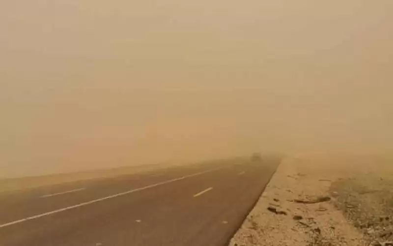 قطع حركة السير من منطقة بئر