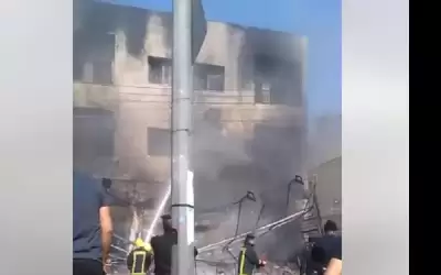 حريق بمحل وعمارة شقق مفروشة بالعقبة