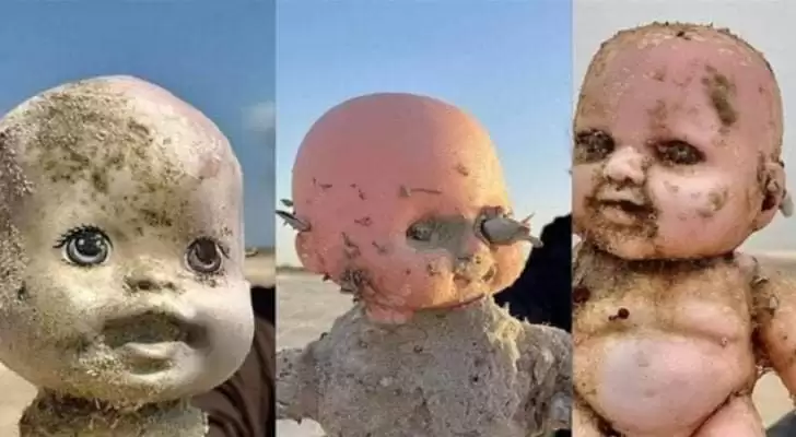 دمى مخيفة تحدث رعبا على شواطئ