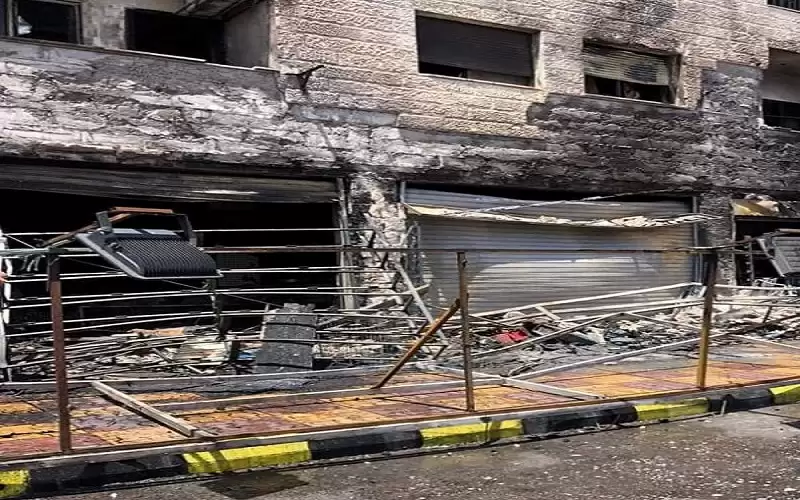 اخماد حريق مستودعات في العقبة
