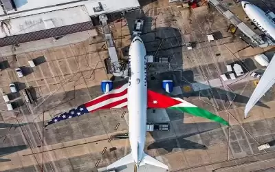 تدشين خط طيران جديد بين عمان