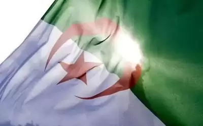 الجزائر.. اكتشاف آبار ممتلئة برفات شهداء