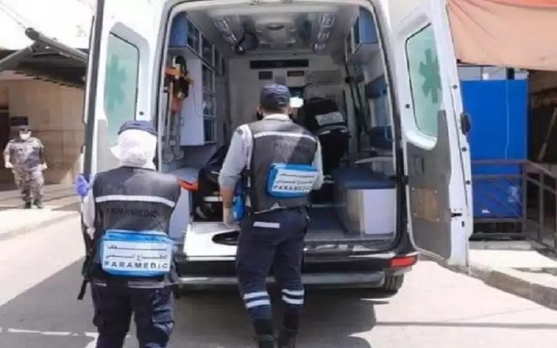 الدفاع المدني ينقذ طفلا علق داخل