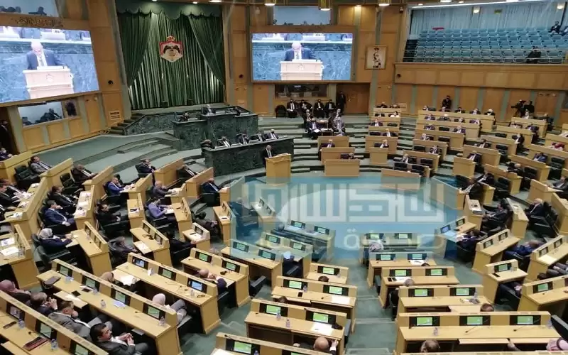 مجلس الأمة يرفض اضافة كلمة الاحزاب