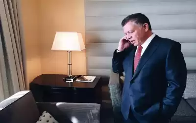 الملك يطمئن على صحة العاهل السعودي
