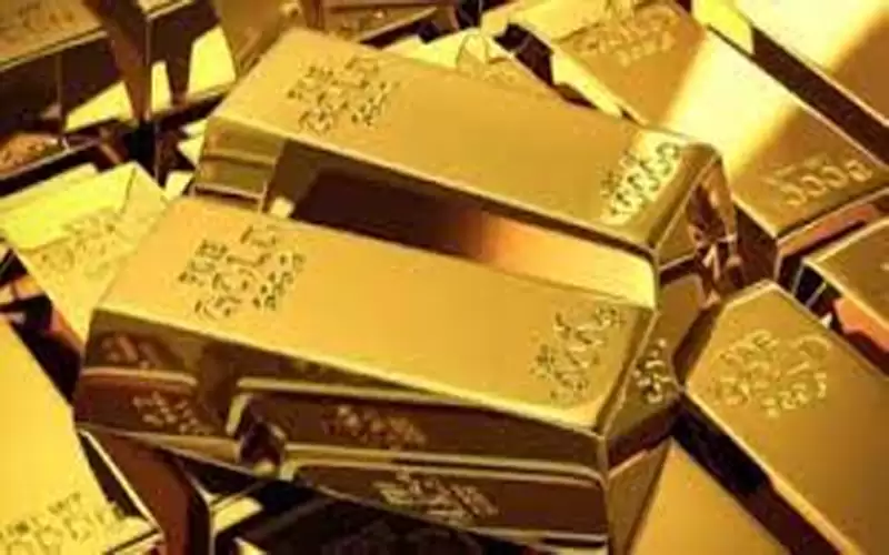 الذهب ينخفض 80 قرشا في السوق