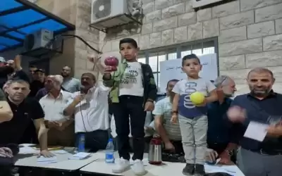 فلسطينيون يجمعون 214 ألف دولار لبناء