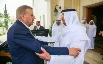 الدغمي يقدم العزاء بوفاة الشيخ خليفة