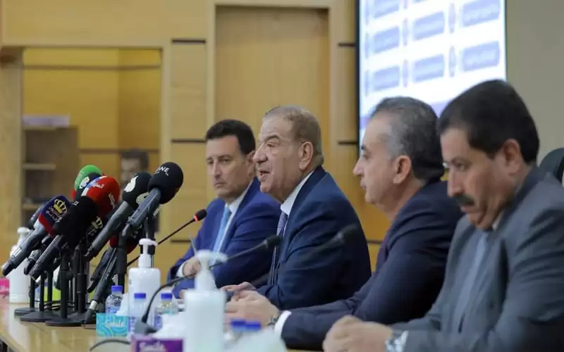 
ديكور الدغمي..انجازات مزعومة وهيبة مفقودة    
