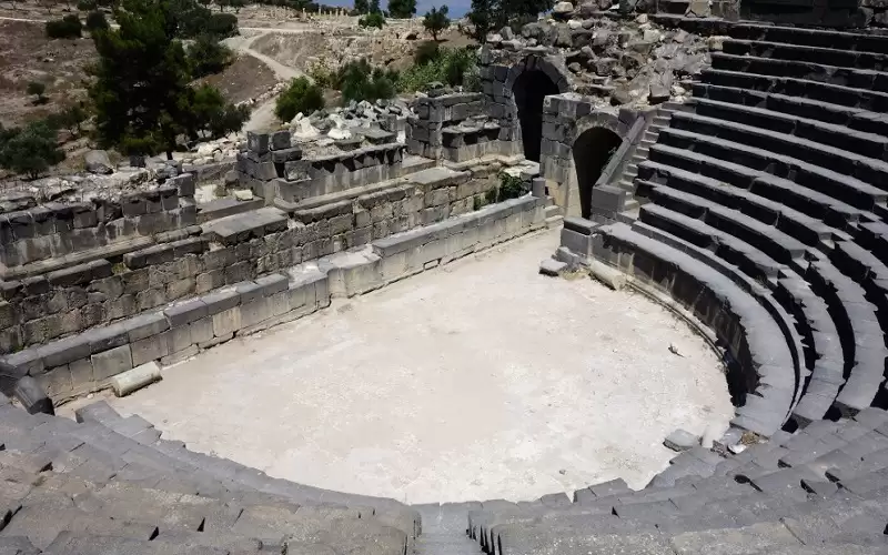 فريق آثار يبدأ أعمال التنقيبات في