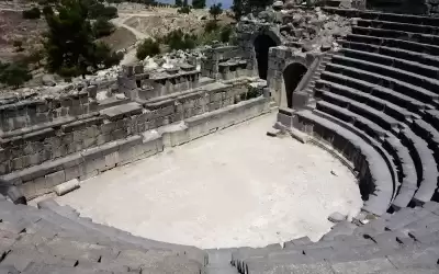 فريق آثار يبدأ أعمال التنقيبات في