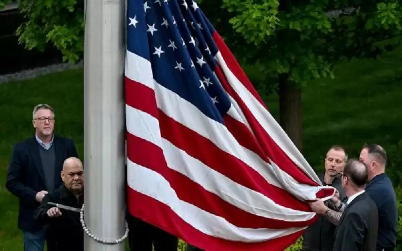 واشنطن تعيد فتح سفارتها في كييف