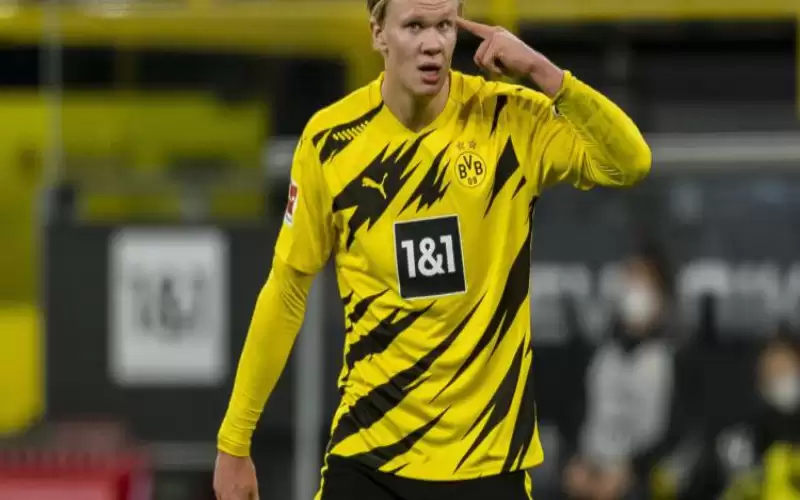 هالاند.. يسقط قطع الدومينو