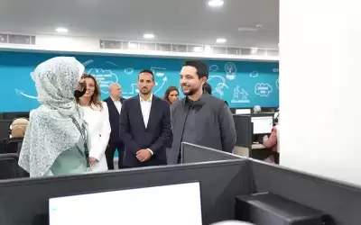 ولي العهد يفتتح فرعا جديدا للشركة