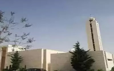 مسجد في عمان يبث أغاني وطنية..