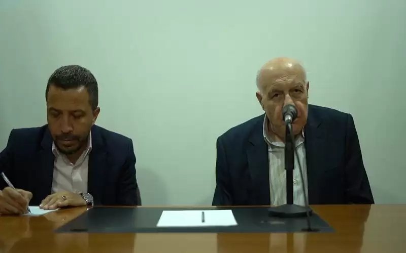 غصيب يفتتح الموسم الجديد للجمعية الفلسفية