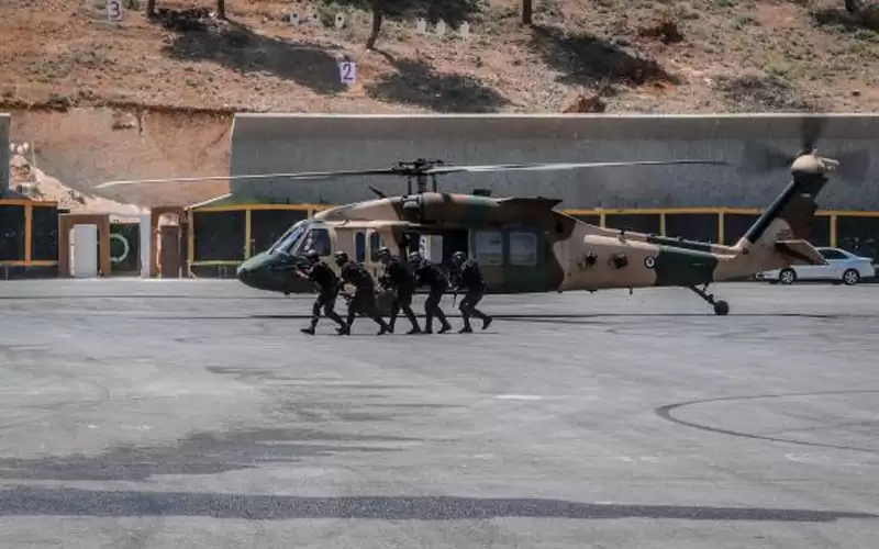 قيادة الحرس الملكي الخاص تنفذ تمرينا