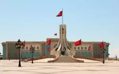 الرئيس التونسي يحدد 25 تموز موعدا