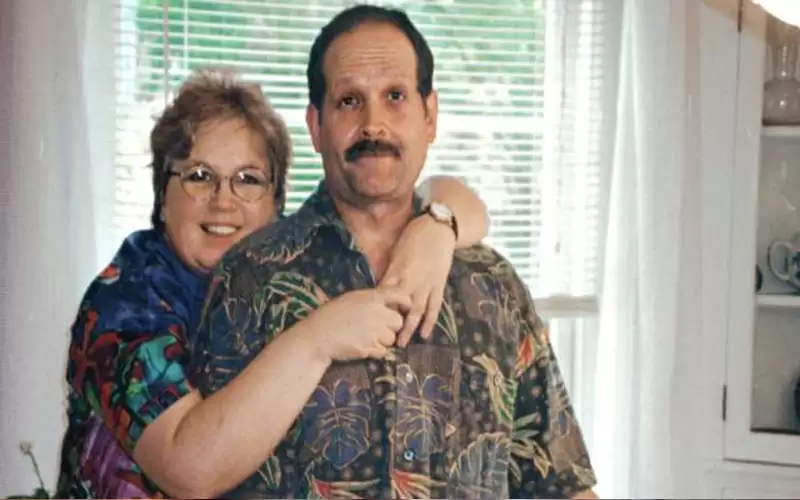 إدانة كاتبة كيف تقتلين زوجك ..