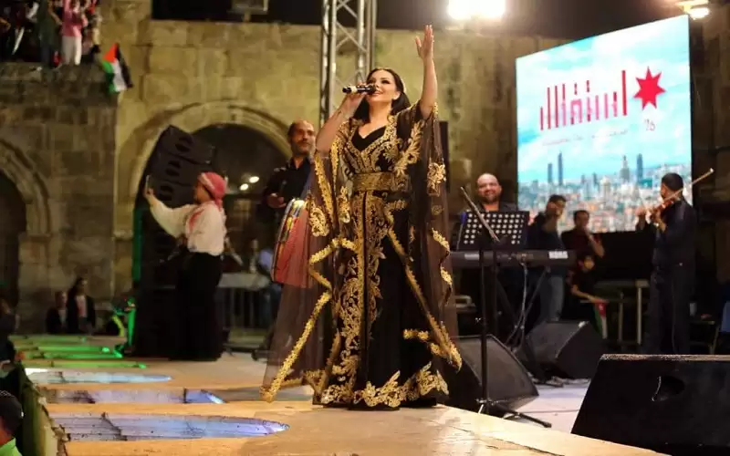 الجمهور يتوج ديانا كرزون نجمة للغناء