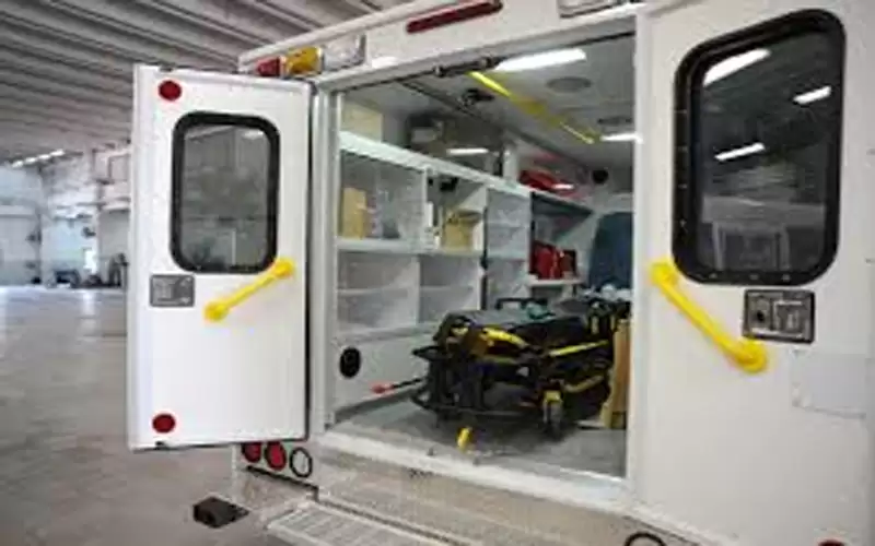 وفاة شخص بتدهور مركبة عند مثلث