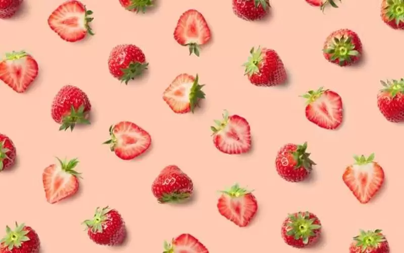 10 أغذية غنية بالماء ومشبعة.. احرص