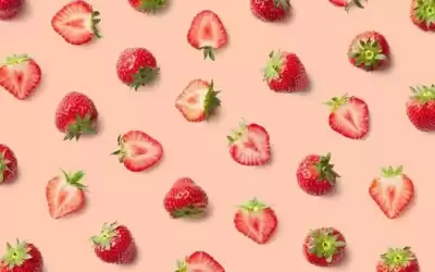 10 أغذية غنية بالماء ومشبعة.. احرص