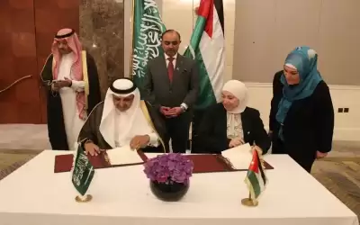 احتساب مدة بقاء الشاحنات الأردنية بالأراضي
