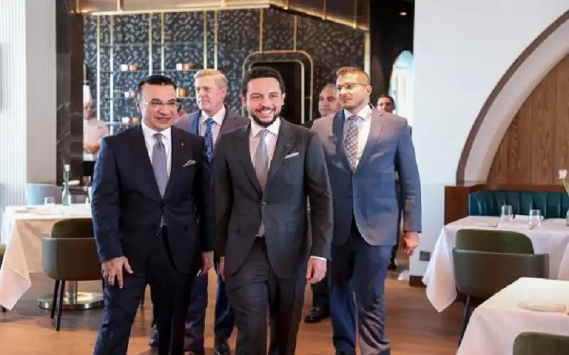 ولي العهد يفتتح فندق الريتز –