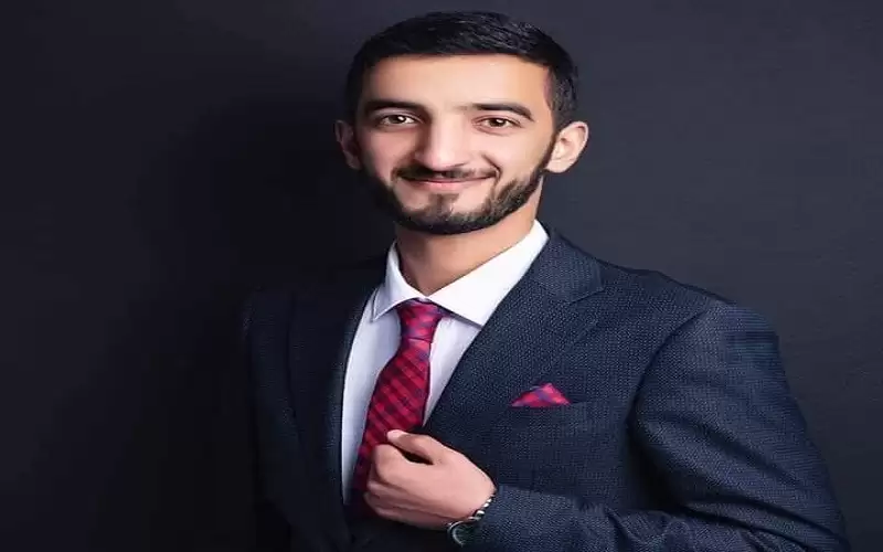 تهنئة من الزميل هشام القاضي لشقيقه