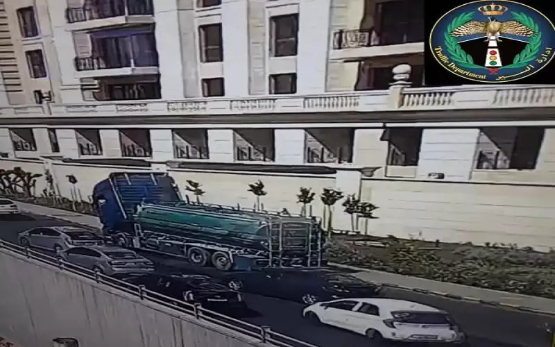 تعطل صهريج مياه قرب الخامس يخلق