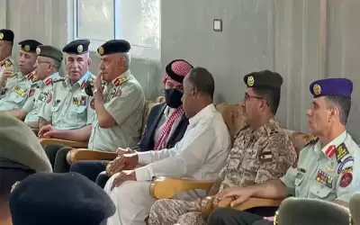 ولي العهد يقدم واجب العزاء لأهل