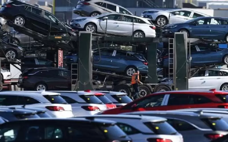 بريطانيا: قطاع السيارات يسجل ثاني أسوأ