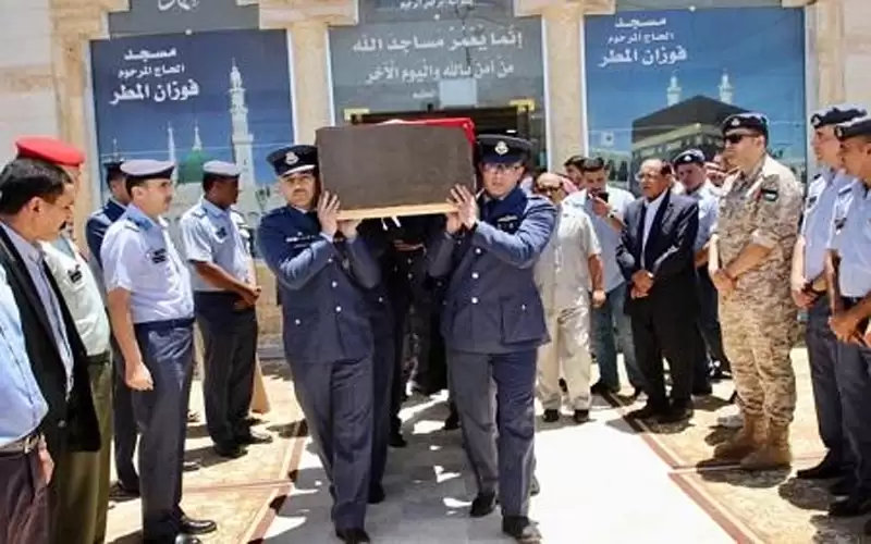 القوات المسلحة تشيع جثمان الشهيد الطيار