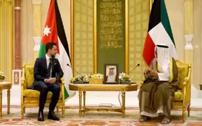 ولي العهد يجري مباحثات مع ولي