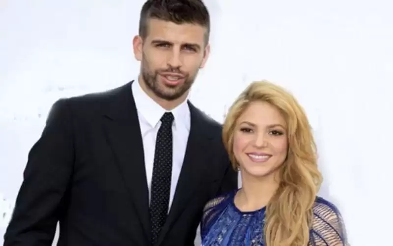 شاكيرا حاولت العودة لبيكيه مرتين ..