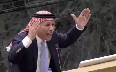 العرموطي يمطر الخصاونة أسئلة عن توزيع