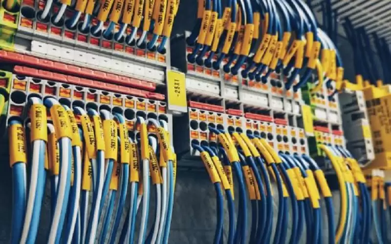 توقع بدء تنفيذ الربط الكهربائي الأردني-السعودي