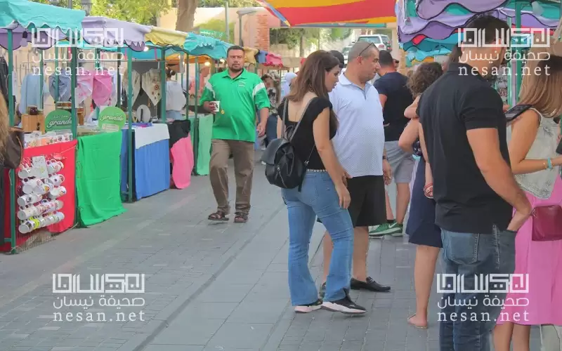 بالصور.. نيسان تتجول في سوق جارا