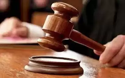 السجن لشخص وفتاة ابتزا سائق طلبات