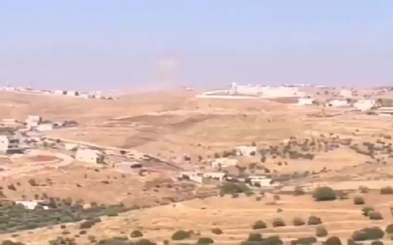 كسارات وراء سماع دوي انفجار في