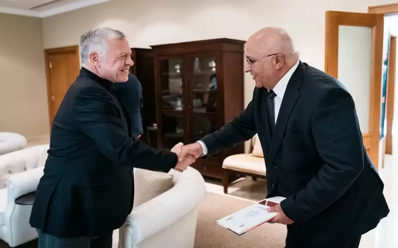الملك يشدد على ضرورة رفع نسبة