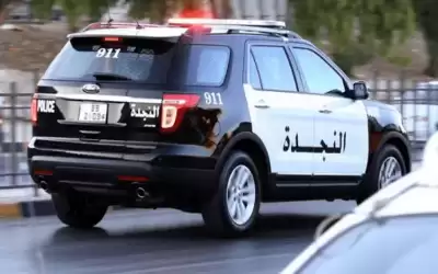 العثور على جثة شخص مصاب بعدة