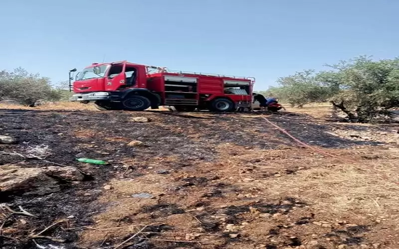 اخماد حريق أتى على 100 دونم