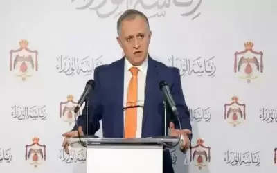 القطامين يحذر من استمرار رفع الفوائد