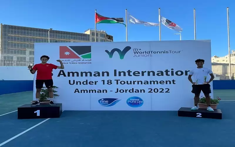 محمد القطب يتوج بلقب بطولة عمان