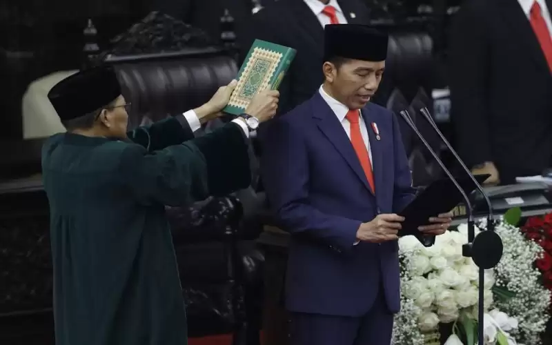 رئيس إندونيسيا يزور أوكرانيا وروسيا في