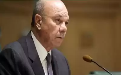 الفايز يسجل شكاوى رسمية بحق مسيئين